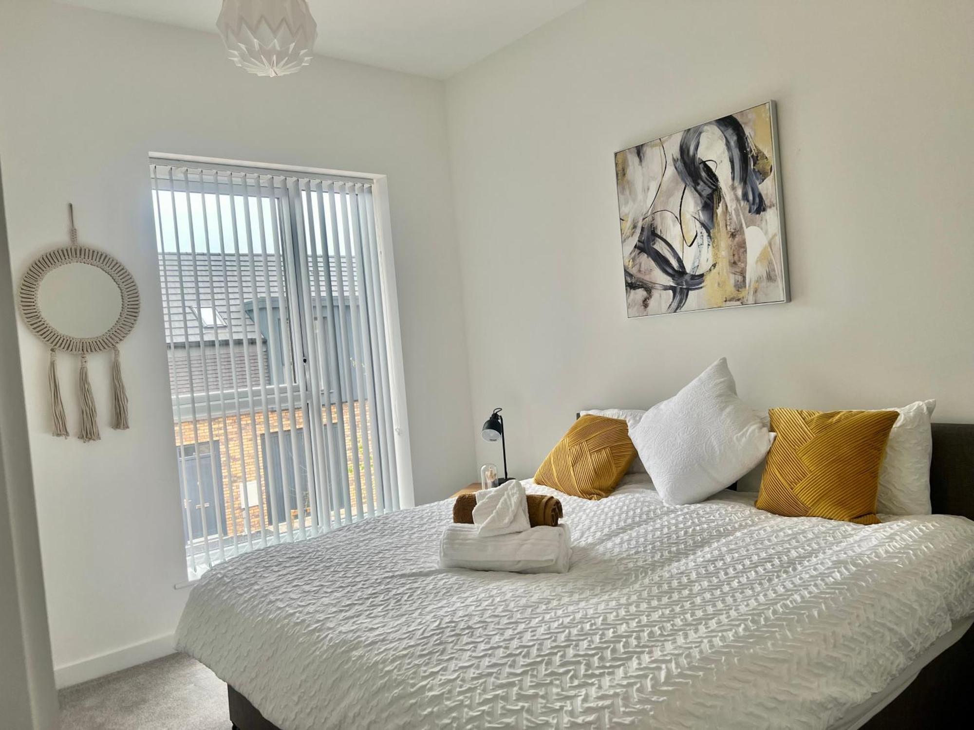The Parkes A Stylish 3Br House, 5 Mins From Central Birmingham Close To The Edgbaston Stadium, The Hippodrome, Uob, Aston And Bcu, China Town, Kings Heath Bhx Airport And Much More المظهر الخارجي الصورة