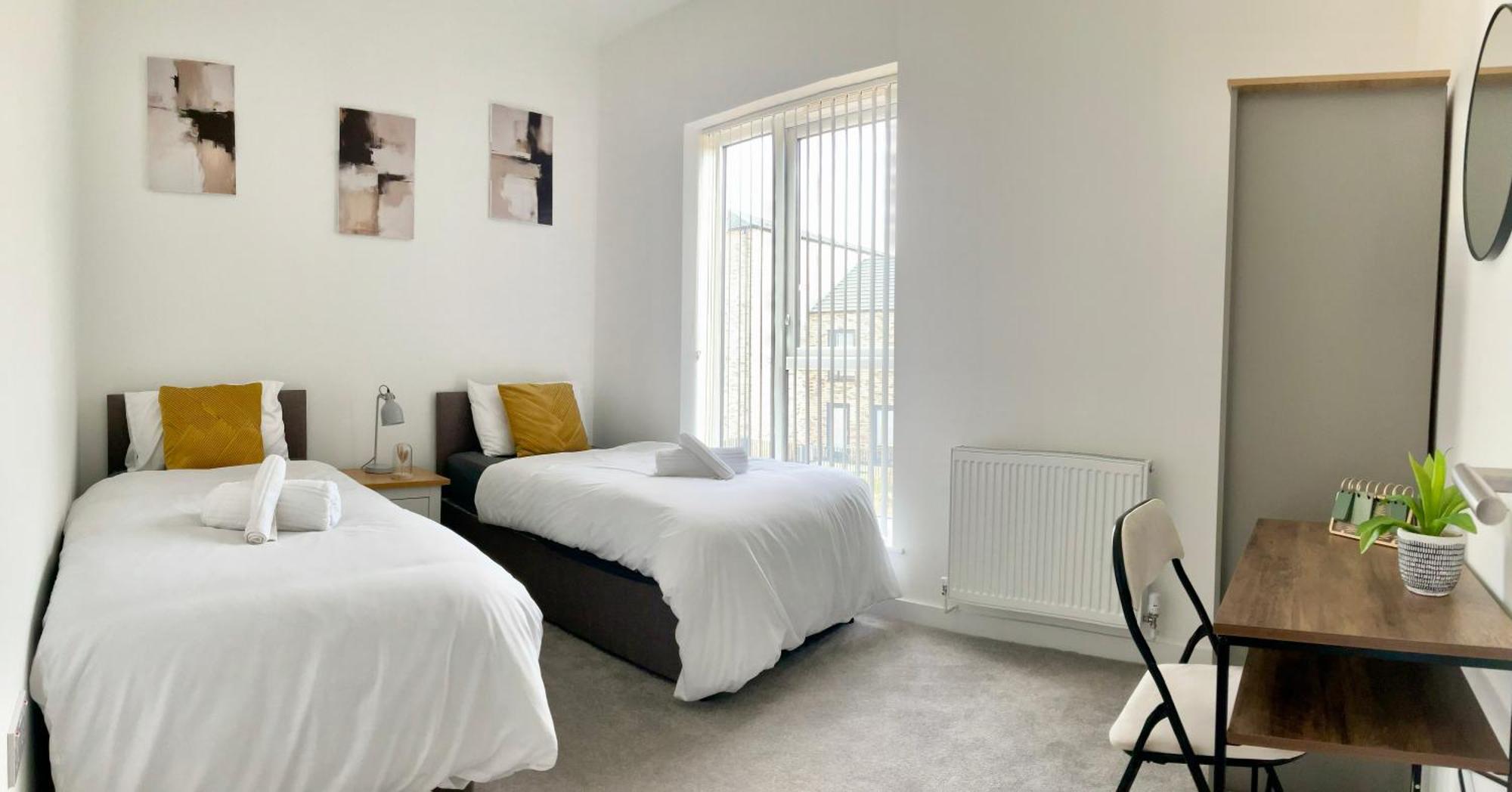 The Parkes A Stylish 3Br House, 5 Mins From Central Birmingham Close To The Edgbaston Stadium, The Hippodrome, Uob, Aston And Bcu, China Town, Kings Heath Bhx Airport And Much More المظهر الخارجي الصورة