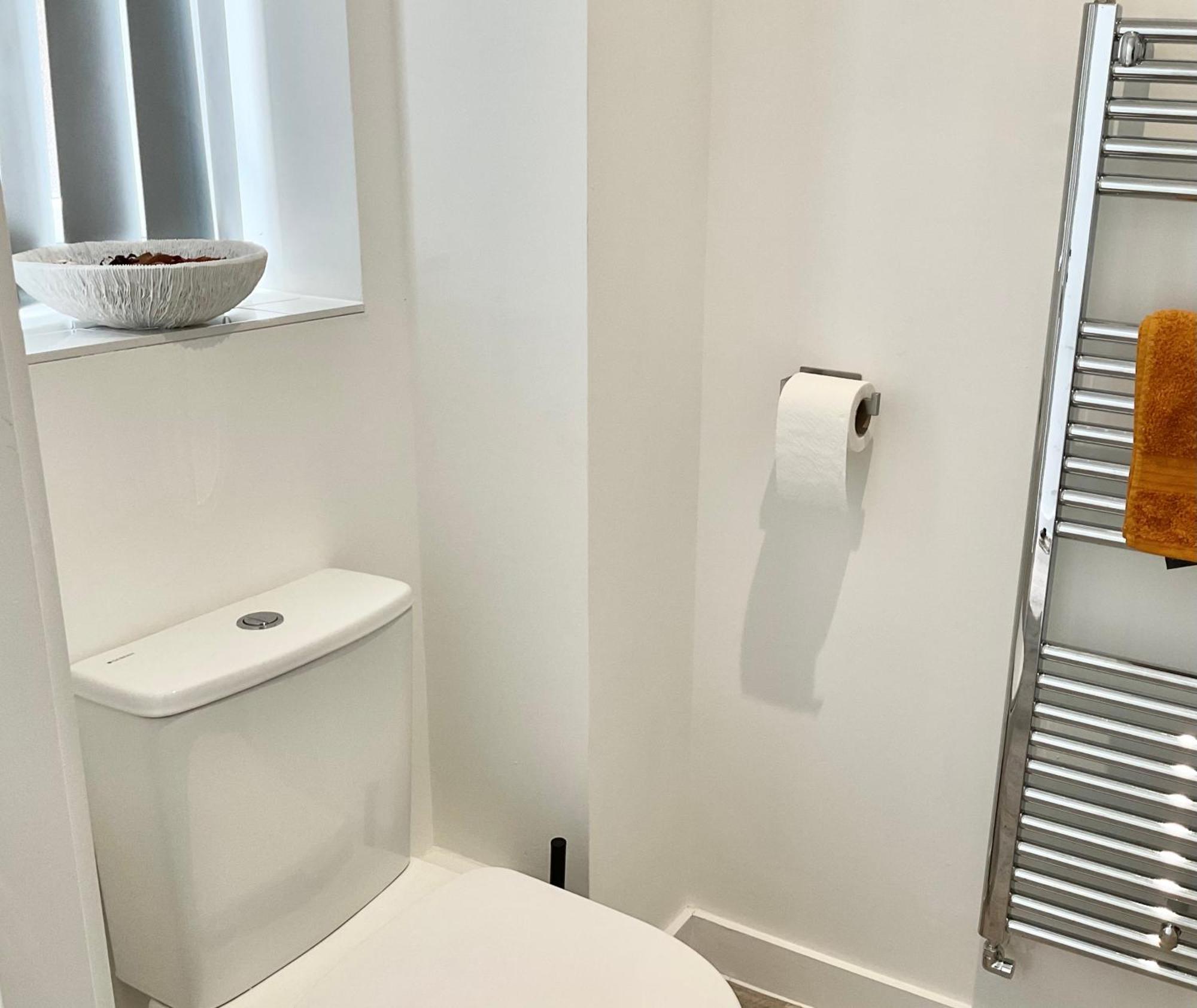 The Parkes A Stylish 3Br House, 5 Mins From Central Birmingham Close To The Edgbaston Stadium, The Hippodrome, Uob, Aston And Bcu, China Town, Kings Heath Bhx Airport And Much More المظهر الخارجي الصورة