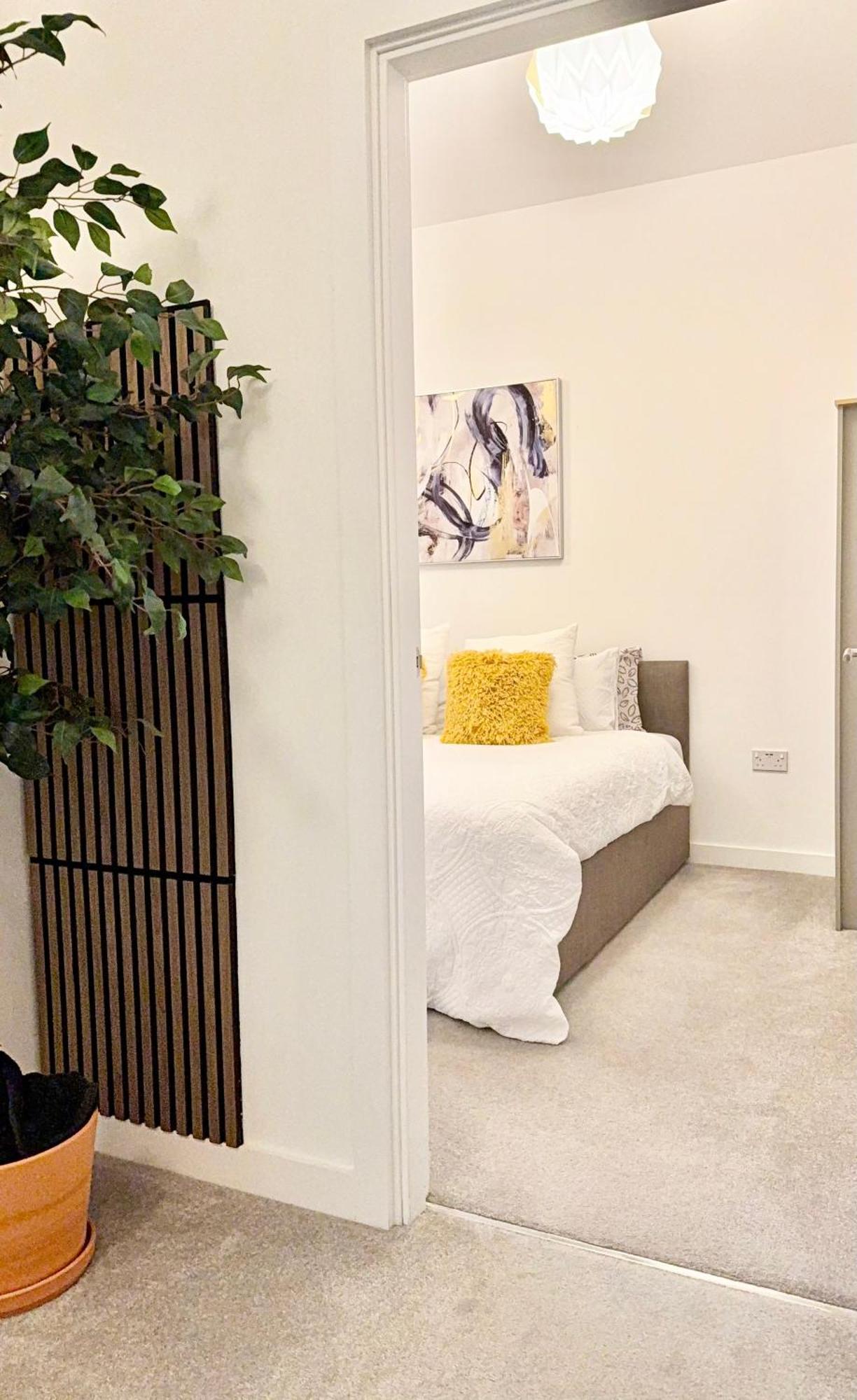 The Parkes A Stylish 3Br House, 5 Mins From Central Birmingham Close To The Edgbaston Stadium, The Hippodrome, Uob, Aston And Bcu, China Town, Kings Heath Bhx Airport And Much More المظهر الخارجي الصورة